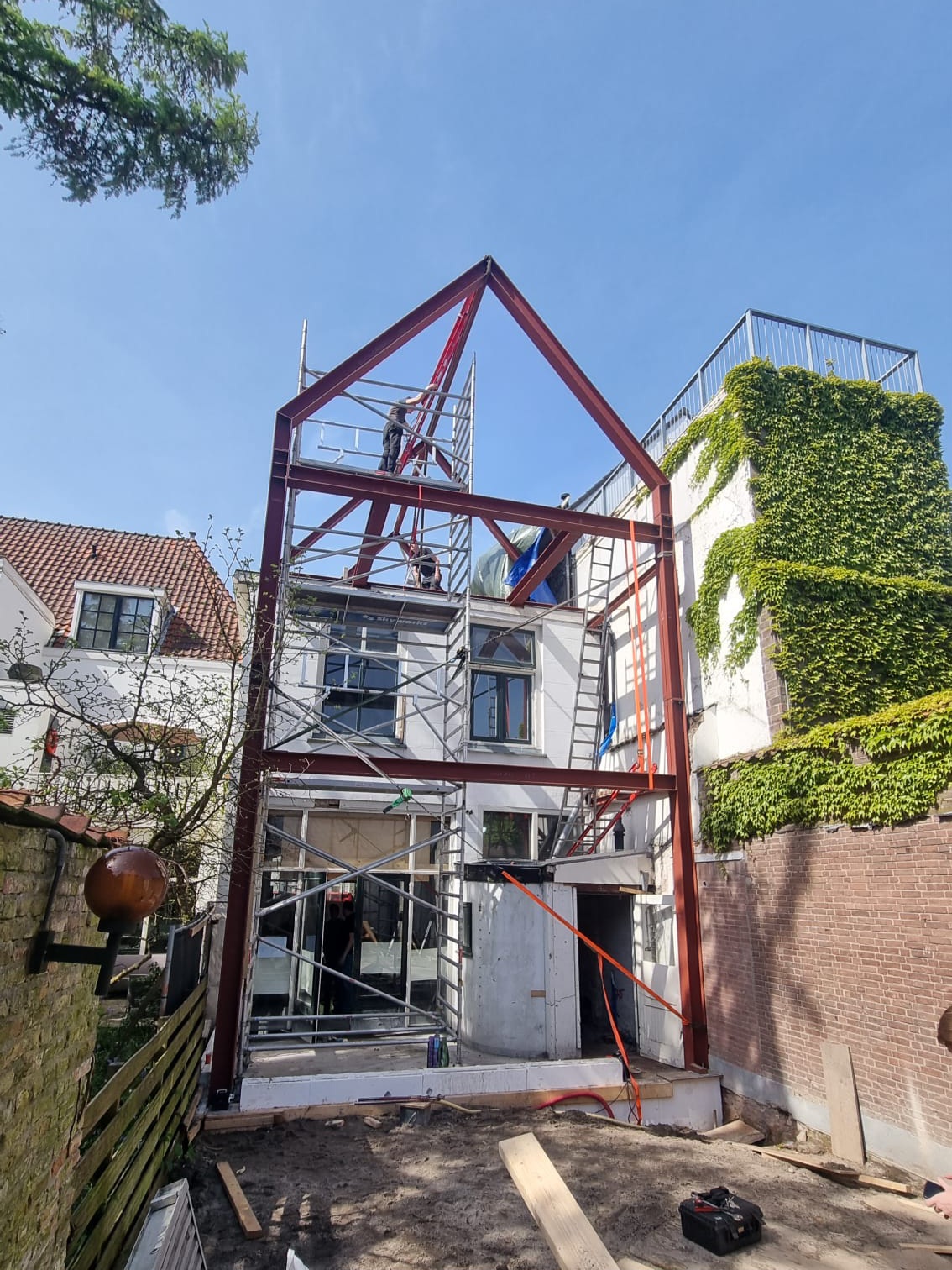 Staalconstructie aanbouw