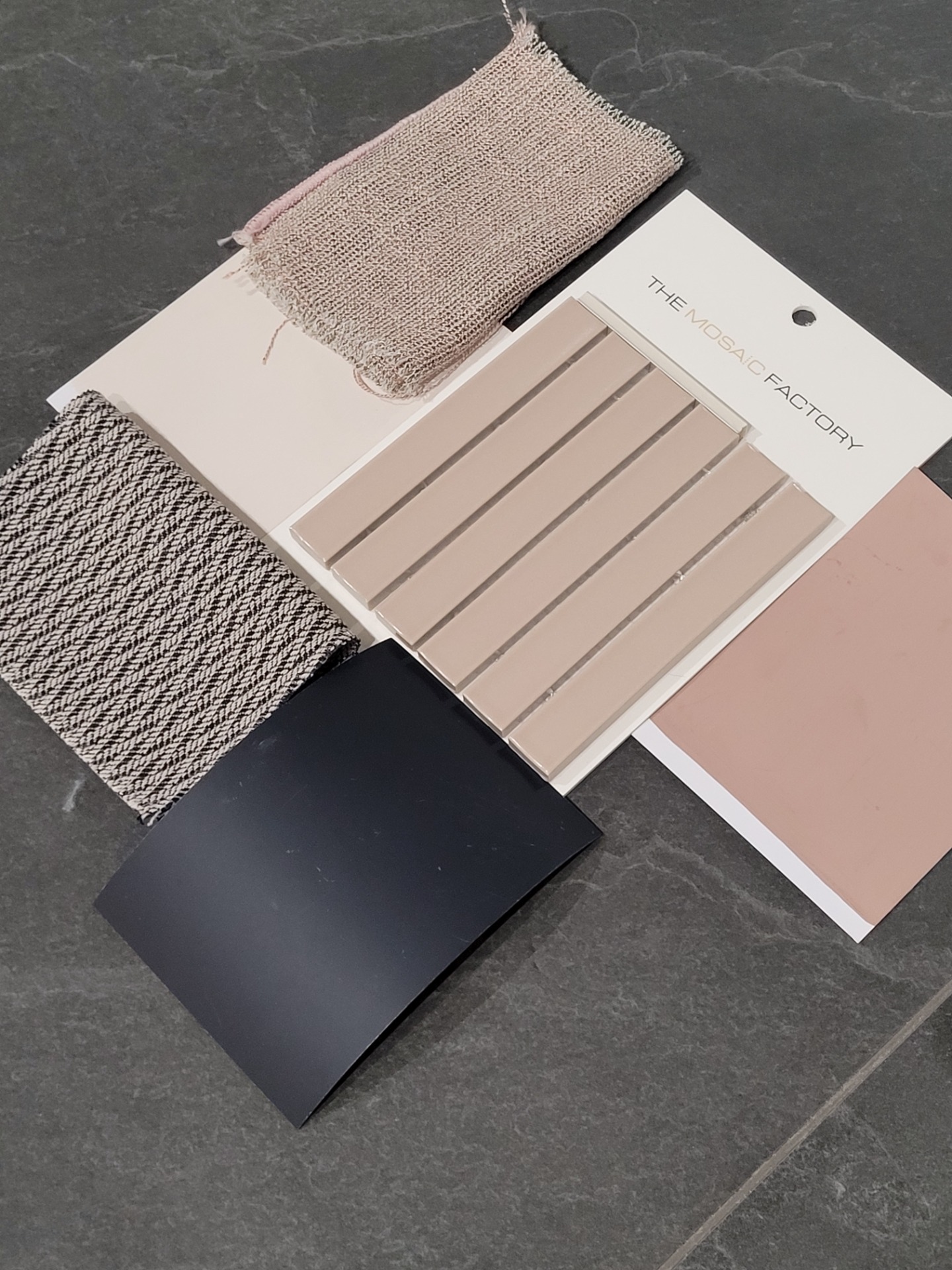 Definitieve wandtegel voor de keuken uitzoeken